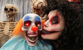 Die NW sucht das schönste Grusel-Halloween-Foto aus dem Kreis Herford. Das Mitmachen lohnt sich. Es gibt ein Profi-Fotoshooting zu gewinnen. - Marcus Brandt/dpa