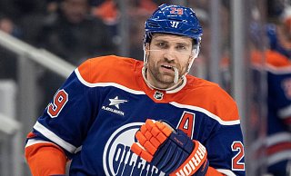Leon Draisaitl darf im kommenden Jahr an den Winterspielen teilnehmen - und 2028 am World Cup? - JASON FRANSON/The Canadian Press/AP/dpa