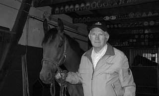 Pferde und der Reitsport waren sein Leben, nun ist Sönke Sönksen im Alter von 86 Jahren gestorben. - Silke Derkum-Homburg
