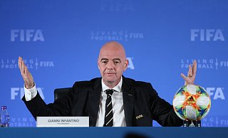 Die FIFA mit Präsident Gianni Infantino richtet einen Sonderfonds ein. - Ding Ting/Xinhua/dpa