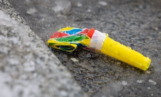 Ausgetrötet: Den größten Schaden erleidet durch den Ausfall des feuchtfröhlichen Feierns die Gastronomie mit rund 660 Millionen Euro. - Foto: Michael Reichel/dpa