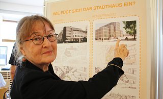Kritik am Entwurf: Friederike Steinmann wünscht sich eine neue Gestaltung des Gebäudes. - Julia Stratmann