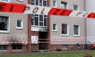 Ein Sachverständiger der Polizei hat das Gebäude begutachtet. - Alex Lehn