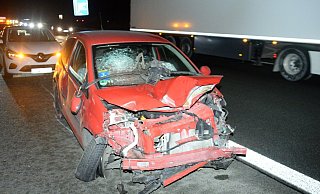 Der Fahrerin dieses roten Twingo wurde eine Blutprobe entnommen. - Andreas Eickhoff