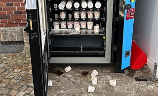 Gleich vier Eisautomaten wurden in den Kreisen Herford und Minden-Lübbecke aufgebrochen. - Polizei Minden-Lübbecke