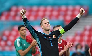 Brachte die französischen Spieler teilweise zur Verzweiflung: Peter Gulacsi. - Foto: Robert Michael/dpa-Zentralbild/dpa