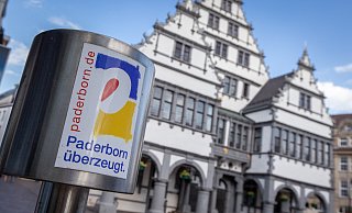 Seit zwei Jahrzehnten wird der Slogan „Paderborn überzeugt“ genutzt. - Niklas Tüns