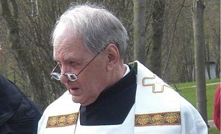 Pastor Günter Sandfort starb im Alter von 92 Jahren. - Gemeinde