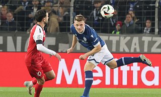Leon Schneider (r.) ist in der Innenverteidigung von Arminia Bielefeld seit Wochen eine verlässliche Konstante. - Oliver Krato