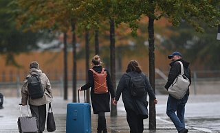 Auf dem Weg ins Kanzleramt: Die Beratungen der Ampel-Koalition in Berlin haben begonnen. - Serhat Kocak/dpa
