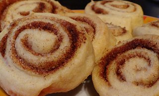 Runde Sache: Zimtschnecken passen in die Zeit. - xxx