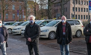 Ihsan Topuz, Damnjan Garic, Werner Gromnitza und Nurettin Baykus haben durch den Lockdown mit Umsatzeinbrüchen zu kämpfen. - Andreas Zobe/NW