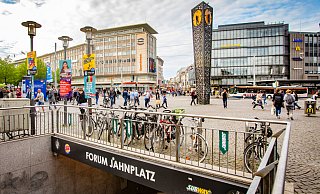 Die Bielefelder sind skeptisch: Ein Fahrradparkhaus unter dem Jahnplatz ist für viele kein Muss. - Mike-Dennis Mller / www.mdm.photo