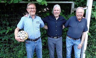 Aus den drei Besebrucher Jungs sind die drei Rentner Ulli (von links), Karlfried und Harry geworden. - Dirk Kröger