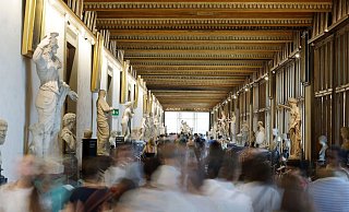 Besucheransturm in der Uffizien-Galerie in Florenz. - Luca Bruno/AP/dpa