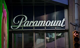 Paramount plant Medienberichten zufolge ein Gebot für den größeren Rivalen Warner Bros. Discovery. (Archivbild) - Michael Kappeler/dpa