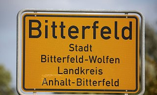 Am Sonntag entscheidet sich in der 37.000-Einwohner-Stadt in Sachsen-Anhalt, ob der CDU-Amtsinhaber Armin Schenk weitermacht oder ob er vom AfD-Politiker Henning Dornack abgelöst wird. - Jan Woitas/dpa