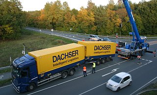 Der Lkw-Anhänger soll zehn Tonnen Elektrogeräte transportiert haben. - Eva Mikolajczak