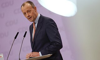 Zwei Stadtverbände haben die Kandidatur des 65-Jährigen vorgeschlagen. - picture alliance / ASSOCIATED PRESS