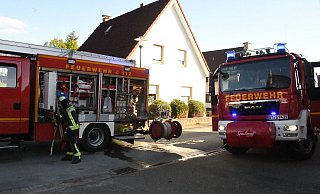 Die Einsatzkräfte hatten das Feuer rasch unter Kontrolle. - Andreas Eickhoff