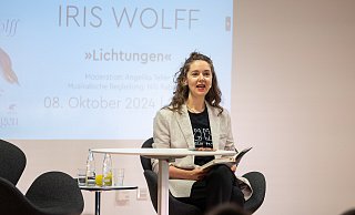 Die in Freiburg lebende Iris Wolff beeindruckte mit ihrer frischen Natürlichkeit und den sorgsam gesetzten Worten. - Oliver Krato