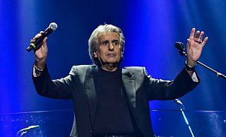 Der italienische Sänger Toto Cutogno starb im Alter von 80 Jahren in Mailand. - Pacific Press/Pacific Press via ZUMA Wire/dpa