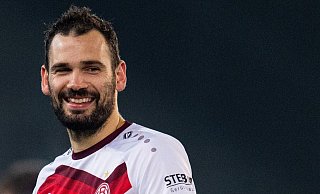 Hat gut lachen: Torjäger Simon Engelmann. - Noah Wedel