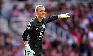 Nationaltorhüterin Merle Frohms sieht ein Ende des Dauer-Titelduells in der Frauen-Bundesliga zwischen ihrem VfL Wolfsburg und dem FC Bayern München. - Adam Davy/Press Association/dpa