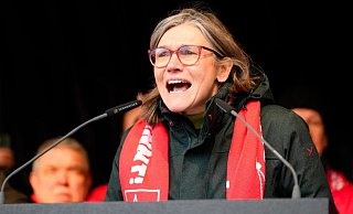 IG-Metall-Chefin Christiane Benner verlangt eine europäische Industriepolitik. (Archivbild) - Martin Meissner/AP POOL/dpa