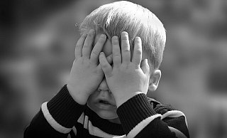 Es sei wichtig, Kindern zu erklären, wie sie sich in so einer Situation verhalten sollen, betont die Polizei. - Symbolbild: Pixabay