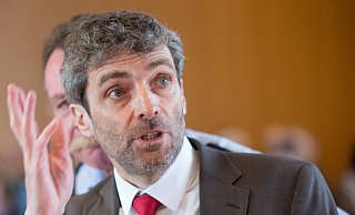 Spürt Zeitzeugen auf: LKA-Ermittler Stefan Willms. - dpa