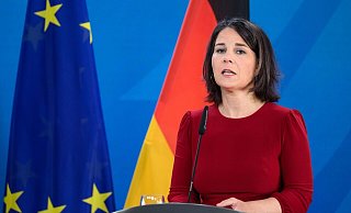 Bundesaußenministerin Annalena Baerbock nimmt am Festakt zum 25. Jahrestag der Gründung des Internationalen Strafgerichtshofs teil. - Bernd von Jutrczenka/dpa