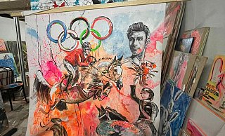 Brachte 50.000 Euro für den guten Zweck: Das Gemälde „Olympic Dreams“ während der Nachbearbeitung in Simone Beckmanns Atelier im Kreis Gütersloh. - Klaudia Kretschmer