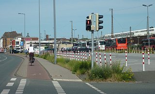 An der Bahnhofstraße ist westlich des Hauptbahnhofes ein Parkhaus geplant. - Sabine Kauke