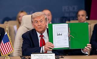 Trump feiert die Einigung als historisch - aber wie tragfähig ist sie wirklich? - Michael Kappeler/dpa