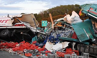 Die Bergungsarbeiten dauerten bis tief in die Nacht. - Andreas Eickhoff