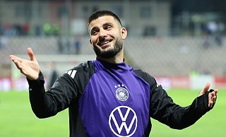 Glücklicher Matchwinner: Deniz Undav nach dem Spiel. - Christian Charisius/dpa