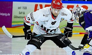 Im zweiten Jahr bei den Ice Dragons auf Puckjagd: Ryley Lindgren. - Jana Hemmelmann