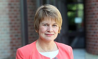 Gudrun Horst de Cuestas ist Schulleiterin des Friedrichs-Gymnasiums Herford. - Frank-Michael Kiel-Steinkamp