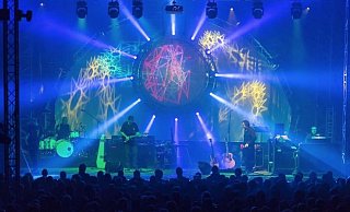 Mit der Tribute-Band "Kings of Floyd" bringt das Musik Kontor eine ganz neue Musikrichtung nach Herford. Die Band spielt im Stadttheater. - Thomas M. Weber