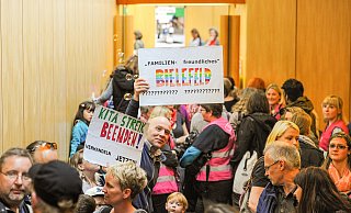 Schon 2015 war die Stimmung bei Familien mies. Damals streikten die Bielefelder Kitas. - Christian Weische