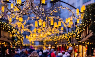 Besonders stark auf die Bremse drückt die Landeshauptstadt Düsseldorf bei der Weihnachtsbeleuchtung (Symbolfoto). - Rolf Vennenbernd