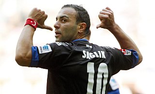 Hier jubelt Mahir Saglik am 26. Oktober 2013 über einen Torerfolg im Zweitliga-Gastspiel bei Fortuna Düsseldorf. Eben jene Partie wird der Stürmer nie vergessen, denn damals schnürte er im SCP-Trikot einen Viererpack. - picture alliance / dpa