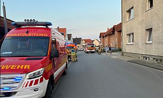 Die Feuerwehr Steinheim im Einsatz in der Flüchtlingsunterkunft Steinheim. - Feuerwehr Steinheim