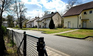 Aktuell stehen die ehemaligen Britenhäuser an der Englischen Straße leer. Mitte des Jahres gehen sie in den freien Verkauf. - Archivfoto/ Andreas Frücht