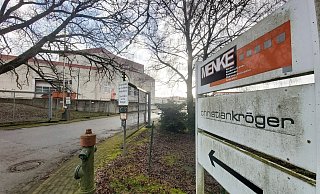 In einem Immobilienportal werden Teile des Unternehmens Menke Küchen zum Kauf angeboten. - Florian Weyand
