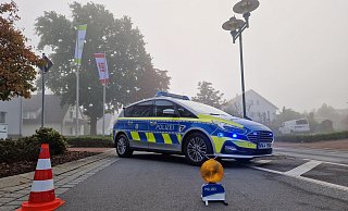 Die Polizei hat den Bereich abgesperrt. - Ilja Regier