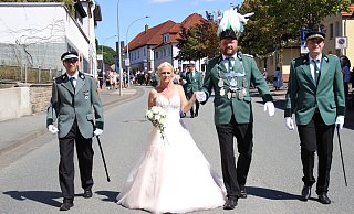 König Jens Winter mit seiner Gisela. - Anna-Lena Ryczek