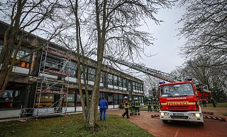 Feuer an Bielefelder Gesamtschule. - Sarah Jonek