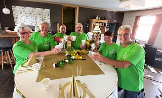 Wilma Thorenmeier (v. l.), Britta Hübner, Thomas Thorenmeier, Frank Kunstein, Petra Spilker-Husemann, Steffi Stehr und Klaus Hübner vom Drücker Spaßteam. - Madita Schellenberg